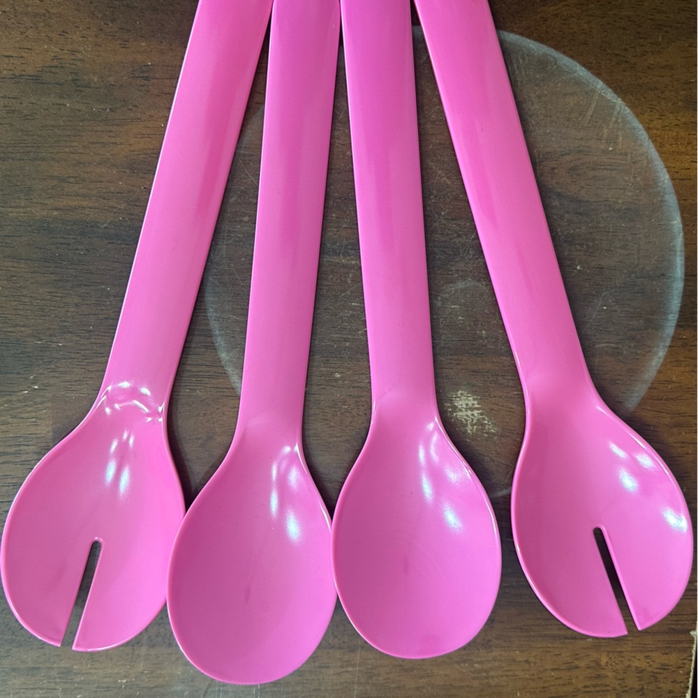 4 pc serving set bright pink